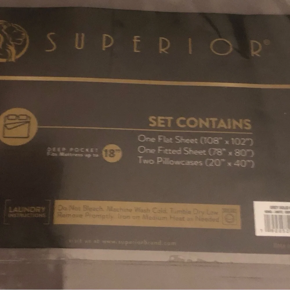 Brand New Superior King Sheet Set in Grey